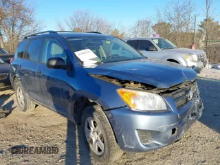 2011 Toyota RAV4 with VIN 2T3BF4DV1BW085191, listed as a IAAI auction lot 41304241 with 207,238 mi miles. Bid and sale history available at carsss.com. Image 1.