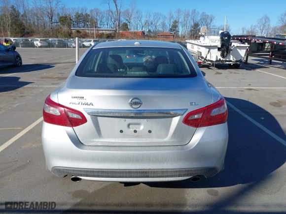 2018 Nissan Altima 2.5 SV with VIN 1N4AL3AP9JC158108, listed as a IAAI auction lot 41464382 with 123,129 mi miles. Bid and sale history available at carsss.com. Image 16.