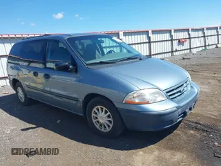 2000 Ford Windstar LX with VIN 2FMZA5143YBC14733, listed as a IAAI auction lot 42190856 with 138,024 mi miles and . Bid and sale history available at carsss.com. Image 1.