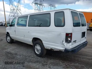 2008 Ford Econoline Passenger XL with VIN 1FDSS31L78DA60161, listed as a IAAI auction lot 41840351 with 151,312 mi miles. Bid and sale history available at carsss.com. Image 3.