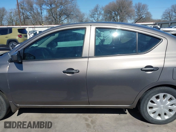2016 Nissan Versa S Plus with VIN 3N1CN7AP7GL894730, listed as a IAAI auction lot 41748661 with 130,029 mi miles. Bid and sale history available at carsss.com. Image 14.