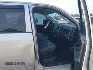 2018 Ram 2500 Tradesman with VIN 3C6UR5CL7JG404668, listed as a IAAI auction lot 41611352 with 138,706 mi miles and . Bid and sale history available at DreamBid. Image 5.