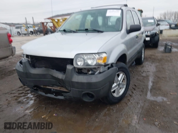 2007 Ford Escape XLS with VIN 1FMCU92Z07KC05670, listed as a IAAI auction lot 41491641 with 109,289 mi miles and . Bid and sale history available at DreamBid. Image 18.