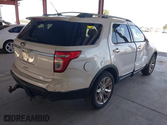 2013 Ford Explorer XLT z VIN 1FM5K7D81DGA93578, wystawiony jako IAAI lot #42380060 z przebiegiem 252 399 mil mil oraz . Historia ofert i sprzedaży dostępna na DreamBid. Obrazek 4.