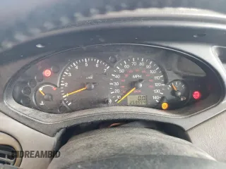 2004 Ford Focus ZX5 z VIN 3FAFP37394R122388, wystawiony jako Copart lot #45163225 z przebiegiem 259 554 mil mil oraz Czysty tytuł • Clean title. Historia ofert i sprzedaży dostępna na DreamBid. Obrazek 9.