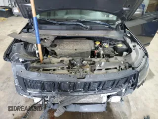 2020 Jeep Compass Latitude z VIN 3C4NJCBB6LT252619, wystawiony jako Copart lot #54860815 z przebiegiem Nie podano mil oraz Szkoda całkowita • Salvage title. Historia ofert i sprzedaży dostępna na DreamBid. Obrazek 12.