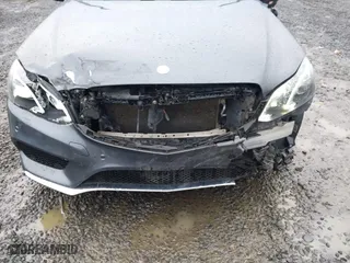 2016 Mercedes-Benz E-Class E 350 Sport with VIN WDDHF5KB7GB281277, listed as a IAAI auction lot 41058388 with 70,993 mi miles. Bid and sale history available at carsss.com. Image 6.