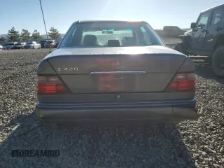 1995 Mercedes-Benz 400 with VIN WDBEA34E1SC269568, listed as a Copart auction lot 49800915 with 171,214 mi miles and Salvage Title. Bid and sale history available at carsss.com. Image 6.