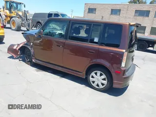 2006 Scion xB with VIN JTLKT324764127920, listed as a IAAI auction lot 42496028 with 104,061 mi miles and . Bid and sale history available at DreamBid. Image 3.