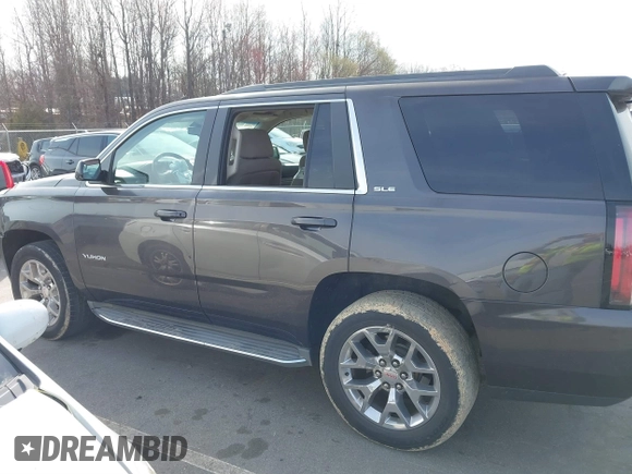 2015 GMC Yukon SLE with VIN 1GKS1AKCXFR269862, listed as a IAAI auction lot 41784763 with 156,286 mi miles. Bid and sale history available at carsss.com. Image 14.