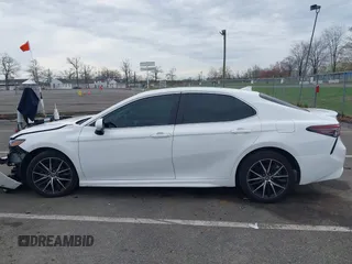 2023 Toyota Camry SE with VIN 4T1T11AK7PU722290, listed as a IAAI auction lot 41954940 with 29,825 mi miles and . Bid and sale history available at DreamBid. Image 15.