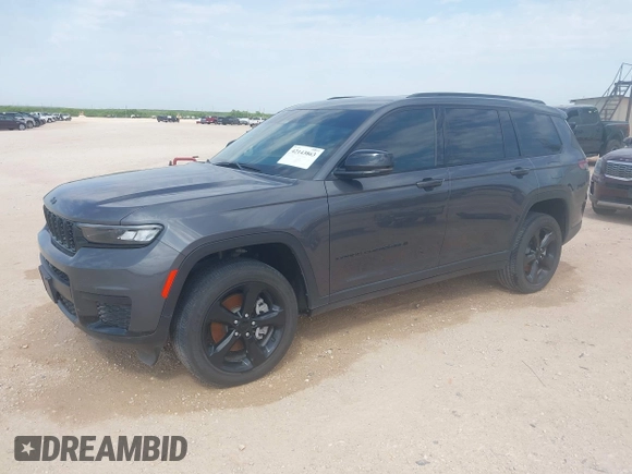 2023 Jeep Grand Cherokee Altitude with VIN 1C4RJKAG0P8700978, listed as a IAAI auction lot 42143863 with Not provided miles and . Bid and sale history available at DreamBid. Image 18.