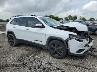 2020 Jeep Cherokee Latitude Plus with VIN 1C4PJLLBXLD561068, listed as a Copart auction lot 53815785 with 179,449 mi miles and Salvage title. Bid and sale history available at DreamBid. Image 4.