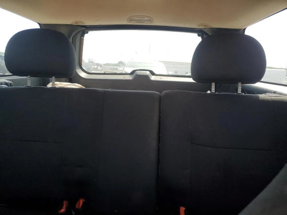 2004 Jeep Grand Cherokee Laredo z VIN 1J4GW48S24C220989, wystawiony jako Copart lot #56759465 z przebiegiem 227 612 mil mil oraz Szkoda całkowita • Salvage title. Historia ofert i sprzedaży dostępna na DreamBid. Obrazek 10.