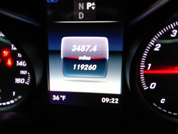 2018 Mercedes-Benz C with VIN 55SWF4JB8JU244528, listed as a IAAI auction lot 40779972 with 119,260 mi miles. Bid and sale history available at carsss.com. Image 15.