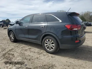 2019 Kia Sorento L with VIN 5XYPG4A30KG583497, listed as a Copart auction lot 49723285 with 107,474 mi miles and Salvage Title. Bid and sale history available at DreamBid. Image 2.