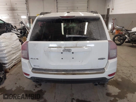 2017 Jeep Compass Latitude z VIN 1C4NJDEB6HD101312, wystawiony jako IAAI lot #41443770 z przebiegiem 79 264 mil mil oraz . Historia ofert i sprzedaży dostępna na DreamBid. Obrazek 15.