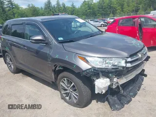 2019 Toyota Highlander SE with VIN 5TDJZRFH7KS564434, listed as a IAAI auction lot 42340808 with 71,216 mi miles and . Bid and sale history available at DreamBid. Image 1.