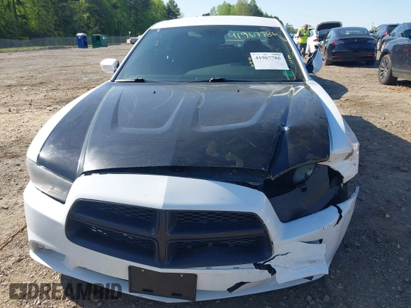 2013 Dodge Charger SE with VIN 2C3CDXBG8DH622498, listed as a IAAI auction lot 41967786 with 143,514 mi miles. Bid and sale history available at carsss.com. Image 12.