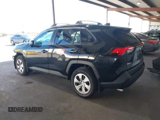 2021 Toyota RAV4 LE with VIN 2T3F1RFV1MC195589, listed as a IAAI auction lot 42509900 with 61,671 mi miles and . Bid and sale history available at DreamBid. Image 3.