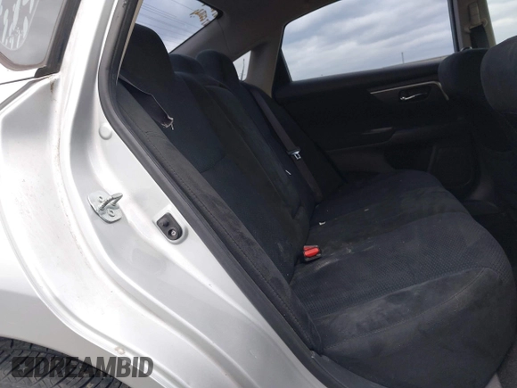 2015 Nissan Altima 2.5 S with VIN 1N4AL3AP4FN354906, listed as a IAAI auction lot 41840630 with 169,130 mi miles. Bid and sale history available at carsss.com. Image 8.
