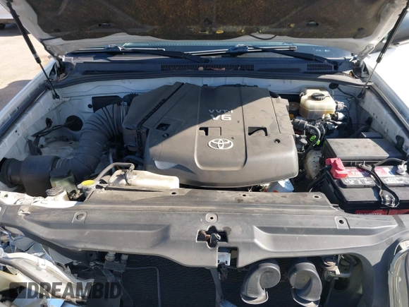 2004 Toyota 4Runner SR5 with VIN JTEBU14R340037122, listed as a IAAI auction lot 42206233 with 177,090 mi miles and . Bid and sale history available at DreamBid. Image 10.