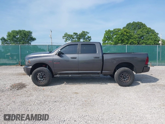 2015 Ram 2500 Tradesman с VIN 3C6UR5CJ4FG577019, выставлен на аукционе IAAI как лот 42362908 с пробегом 103 160 миль миль и . История ставок и продаж доступна на DreamBid. Изображение 14.