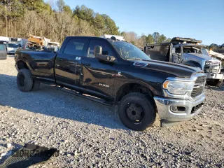 2020 Ram 3500 Big Horn with VIN 3C63RRHL4LG132580, listed as a Copart auction lot 44632575 with 224,015 mi miles and Clean Title. Bid and sale history available at carsss.com. Image 4.