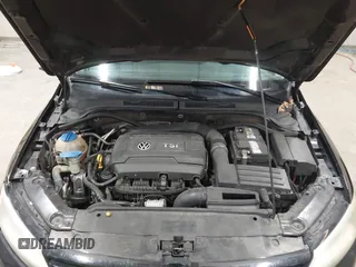 2014 Volkswagen Jetta SE with VIN 3VWD17AJ7EM409189, listed as a IAAI auction lot 42313804 with 139,950 mi miles and . Bid and sale history available at DreamBid. Image 10.