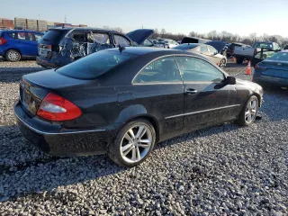 2008 Mercedes-Benz CLK 350 z VIN WDBTJ56H88F238626, wystawiony jako Copart lot #49378635 z przebiegiem 165 378 mil mil oraz Szkoda całkowita • Salvage title. Historia ofert i sprzedaży dostępna na DreamBid. Obrazek 3.