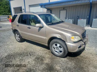 2002 Mercedes-Benz M 320/430/500 z VIN 4JGAB54E82A367724, wystawiony jako Copart lot #57993905 z przebiegiem 171 008 mil mil oraz Szkoda całkowita • Salvage title. Historia ofert i sprzedaży dostępna na DreamBid. Obrazek 4.