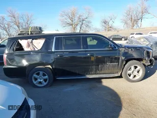2018 GMC Yukon XL SLT with VIN 1GKS2GKC4JR353846, listed as a IAAI auction lot 41258231 with 74,073 mi miles. Bid and sale history available at carsss.com. Image 14.
