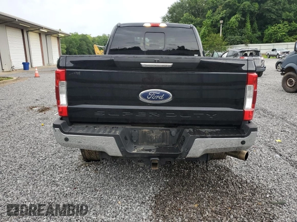 2019 Ford F-250 XL with VIN 1FT7W2B61KEC53666, listed as a Copart auction lot 60082005 with 147,277 mi miles and Salvage title. Bid and sale history available at DreamBid. Image 6.