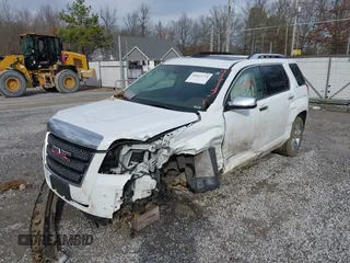 2015 GMC Terrain SLT with VIN 2GKFLYE3XF6340439, listed as a IAAI auction lot 41612774 with 121,081 mi miles. Bid and sale history available at carsss.com. Image 6.