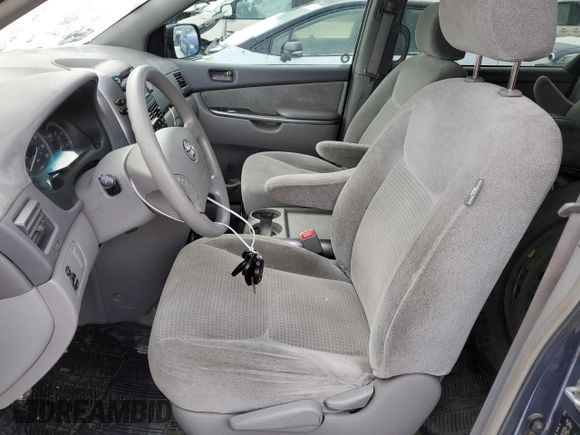 2006 Toyota Sienna with VIN 5TDZA29C76S496823, listed as a Copart auction lot 47431695 with 249,295 mi miles and Salvage Title. Bid and sale history available at DreamBid. Image 7.