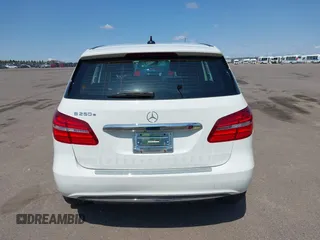 2017 Mercedes-Benz B with VIN WDDVP9ABXHJ016806, listed as a IAAI auction lot 42106582 with 47,329 mi miles. Bid and sale history available at carsss.com. Image 16.