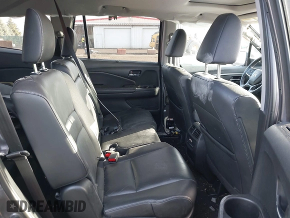 2022 Honda Pilot Special Edition with VIN 5FNYF6H28NB015896, listed as a IAAI auction lot 41672468 with 56,581 mi miles. Bid and sale history available at carsss.com. Image 8.