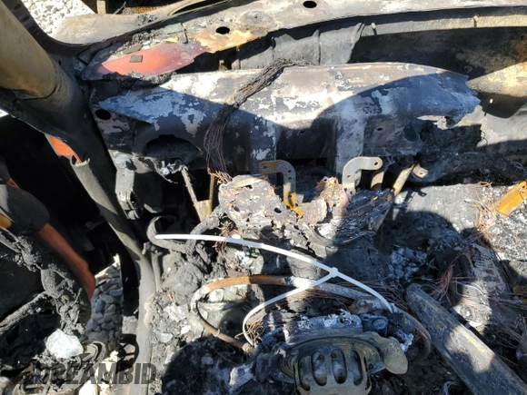 2006 MINI Convertible S with VIN WMWRH33536TK59031, listed as a Copart auction lot 51598825 with Not provided miles and Salvage title. Bid and sale history available at DreamBid. Image 9.