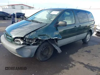2000 Toyota Sienna CE with VIN 4T3ZF19C6YU220808, listed as a IAAI auction lot 41250496 with 222,812 mi miles. Bid and sale history available at carsss.com. Image 18.