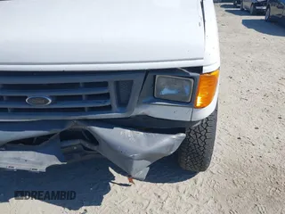 2006 Ford Econoline Cargo with VIN 1FTRE14W06HA83095, listed as a IAAI auction lot 42329493 with 189,119 mi miles and . Bid and sale history available at DreamBid. Image 6.
