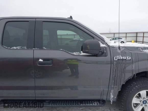 2020 Ford F-150 XL with VIN 1FTEX1EP5LKE45629, listed as a IAAI auction lot 41573611 with 90,664 mi miles. Bid and sale history available at carsss.com. Image 13.