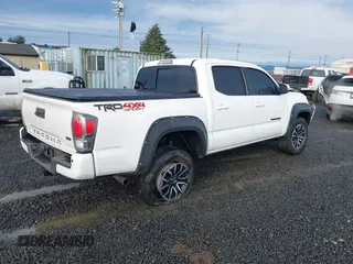 2021 Toyota Tacoma SR z VIN 3TMCZ5AN2MM426723, wystawiony jako IAAI lot #41604033 z przebiegiem 46 522 mil mil oraz . Historia ofert i sprzedaży dostępna na DreamBid. Obrazek 4.