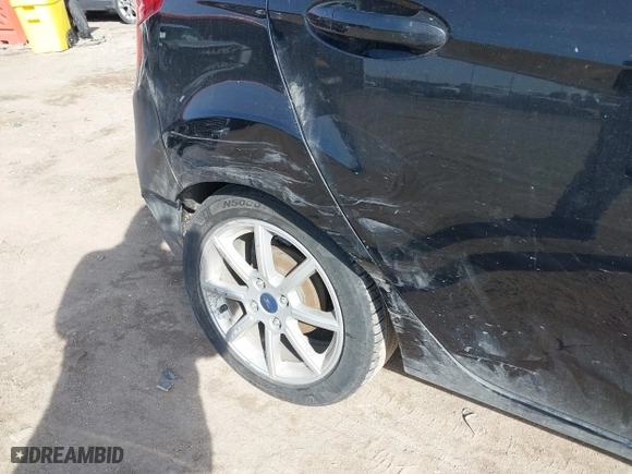 2016 Ford Fiesta SE with VIN 3FADP4EJ3GM170260, listed as a IAAI auction lot 41769063 with 137,970 mi miles. Bid and sale history available at carsss.com. Image 6.