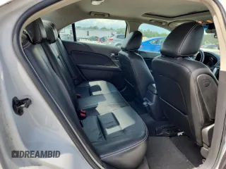 2010 Ford Fusion Hybrid z VIN 3FADP0L39AR152224, wystawiony jako Copart lot #60549615 z przebiegiem 118 939 mil mil oraz Szkoda całkowita • Salvage title. Historia ofert i sprzedaży dostępna na DreamBid. Obrazek 10.