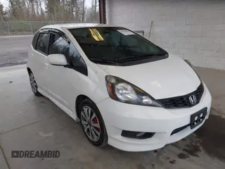 2013 Honda Fit Sport with VIN JHMGE8H51DC055865, listed as a IAAI auction lot 41904400 with 280,556 mi miles. Bid and sale history available at carsss.com. Image 1.