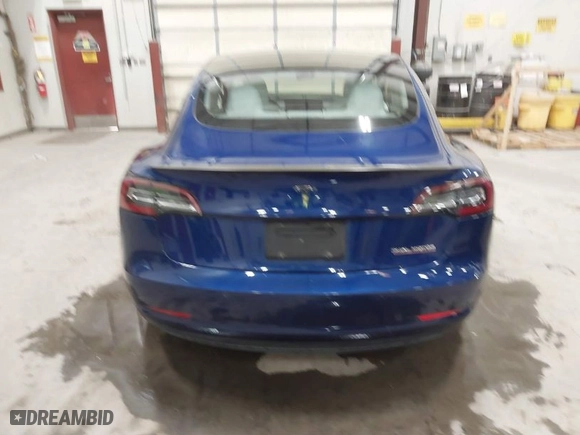 2020 Tesla Model 3 Performance with VIN 5YJ3E1EC7LF641885, listed as a IAAI auction lot 41372794 with NaN miles. Bid and sale history available at carsss.com. Image 15.
