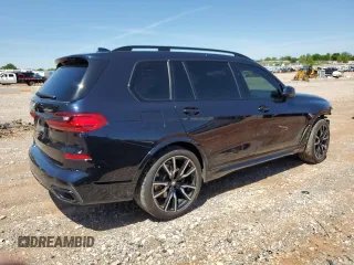 2022 BMW X7 xDrive40i z VIN 5UXCW2C02N9N07423, wystawiony jako Copart lot #51955365 z przebiegiem 60 268 mil mil oraz Szkoda całkowita • Salvage title. Historia ofert i sprzedaży dostępna na DreamBid. Obrazek 3.
