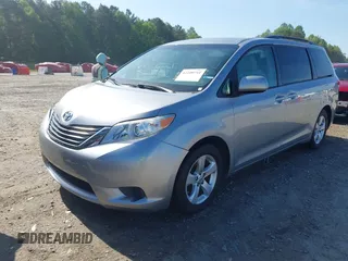 2012 Toyota Sienna LE AAS с VIN 5TDKK3DC5CS207090, выставлен на аукционе IAAI как лот 42100711 с пробегом 139 638 миль миль и . История ставок и продаж доступна на DreamBid. Изображение 19.