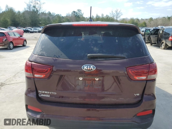 2020 Kia Sorento LX V6 with VIN 5XYPG4A5XLG690513, listed as a Copart auction lot 46847885 with 103,909 mi miles and Salvage Title. Bid and sale history available at carsss.com. Image 6.