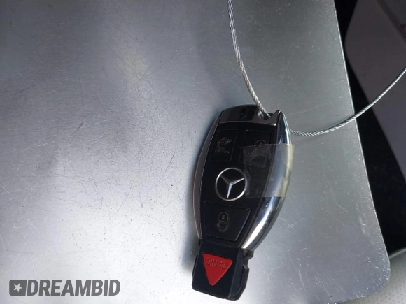 2013 Mercedes-Benz GLK 350 with VIN WDCGG8JBXDG050100, listed as a IAAI auction lot 41892180 with 86,929 mi miles and . Bid and sale history available at DreamBid. Image 11.